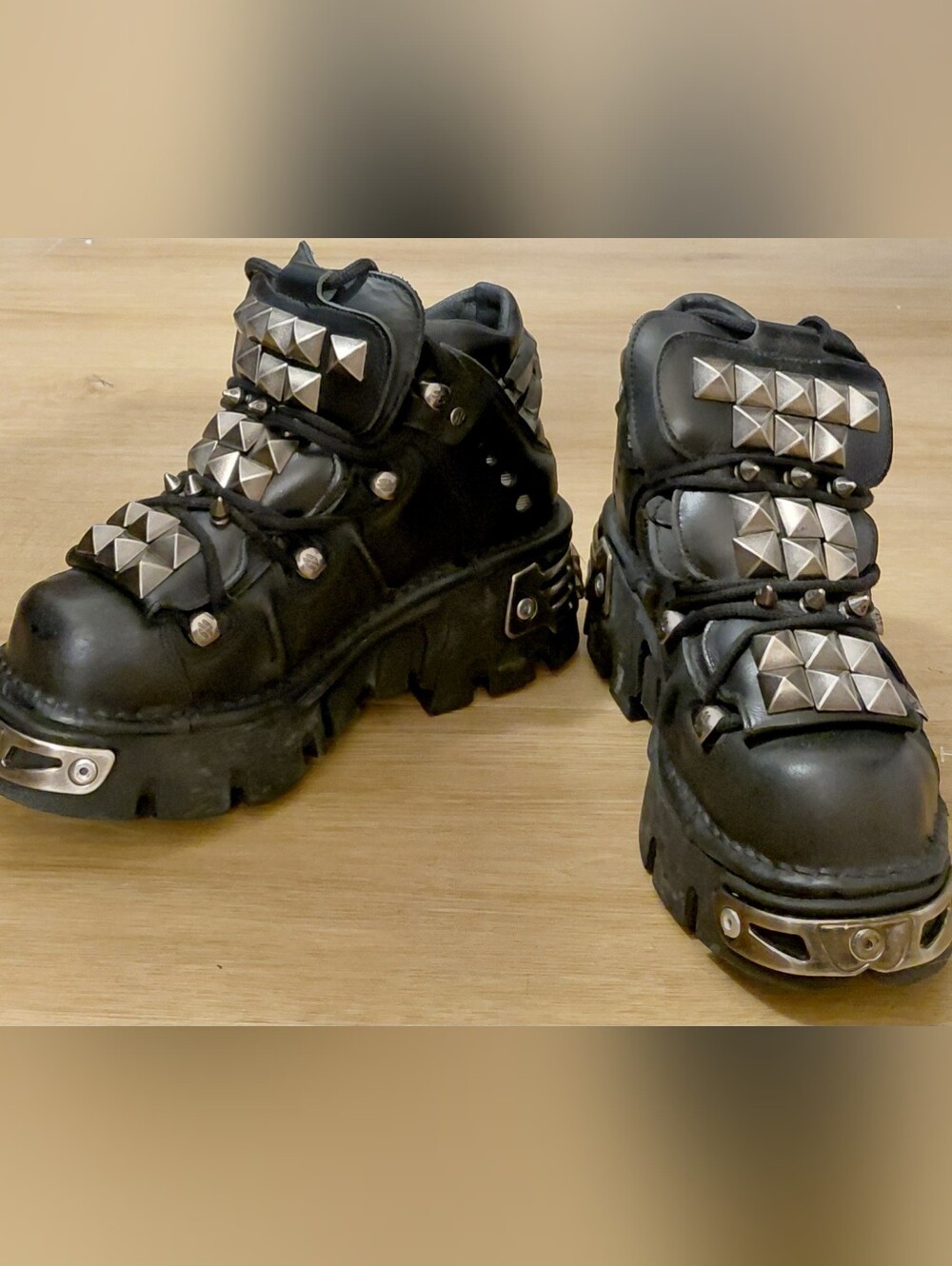 HTF Style New Rock Black Studded Platform Boots